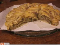 Fotografija recepta: Dvobarvna česnova pogača