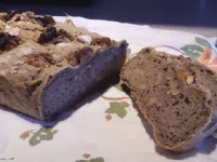 Fotografija recepta: Vliti ajdov kruh z orehi