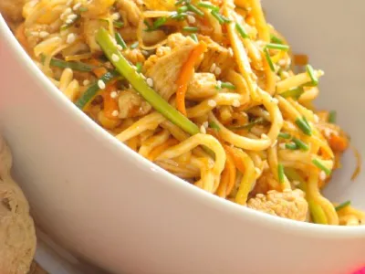 Pekoče testenine »ala fasulas«