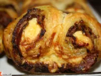 Fotografija recepta: Zvitki s pršutom, pestom in parmezanom 