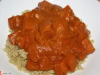 Fotografija recepta: Kokosov kari s sladkim krompirjem in kvinojo