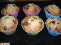 Fotografija recepta: Jumbo muffini z mlečno čokolado