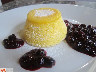 Skutni sufle z gozdnimi sadeži