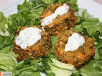 Fotografija recepta: Zelenjavni polpetki s kvinojo