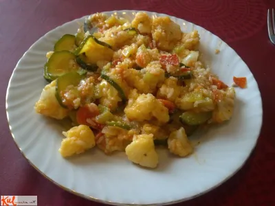 Rižota s cvetačo in bučkami