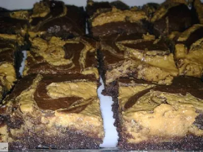 Browniji z arašidovim maslom