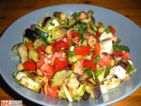 Fotografija recepta: Čičerika s popečeno zelenjavo