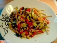 Fotografija recepta: Testenine z lososom in zelenjavo