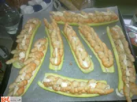 Fotografija recepta: Polnjene bučke s kozicami, tartufi in pistacijami