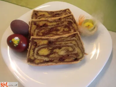 Biskvitno - orehova potica