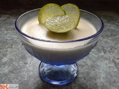 Panna cotta z limeto