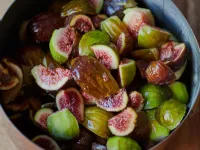 Fotografija recepta: Fige na oljčnem olju s poprovo meto