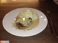 Fotografija recepta: Pljučna pečenka s tartufi in tartufinim pirejem