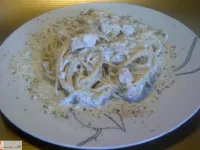 Fotografija recepta: Špageti v snežno beli omaki iz piščančjih prsi