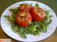 Fotografija recepta: Polnjeni paradižniki z mozzarello, s piščančjim mesom in z rižem