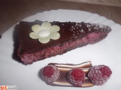 Čokoladno malinova torta