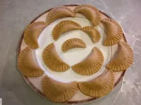 Fotografija recepta: Pirini žepki z jabolčno - orehovim nadevom