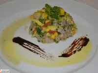 Fotografija recepta: Tartar iz rakovih repkov, manga in avokada