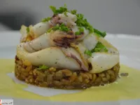 Fotografija recepta: Lignji na pirini "rižoti"