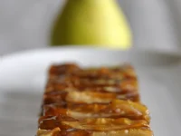 Fotografija recepta: Orehovo pecivo s hruškami