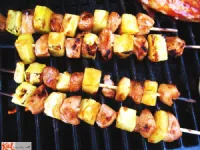 Fotografija recepta: Piščančja nabodala z ananasom