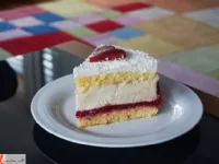 Fotografija recepta: Jagodna torta z Linolado 