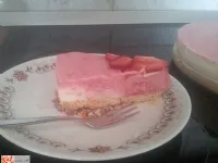 Fotografija recepta: Torta z belo čokolado in jagodami