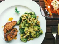 Fotografija recepta: Curry kuskus z brokolijem in arašidi