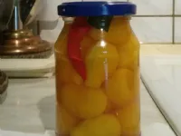 Fotografija recepta: Vložen pikantni češnjevec