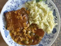 Fotografija recepta: Goveji zrezki v mandljevi omaki