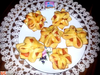 Rožice z nadevom iz ringloja