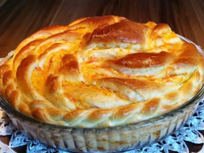 Pletenka s skuto in korenčkom