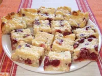 Fotografija recepta: Skutin narastek z višnjami