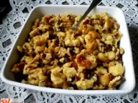 Fotografija recepta: Kruhov praženec z rozinami in brusnicami 