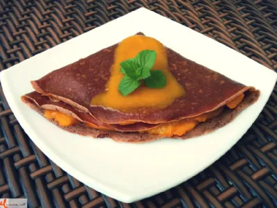 Čokoladne palačinke z breskvami