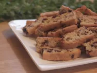 Fotografija recepta: Domači prijatelj z orehi in čokolado