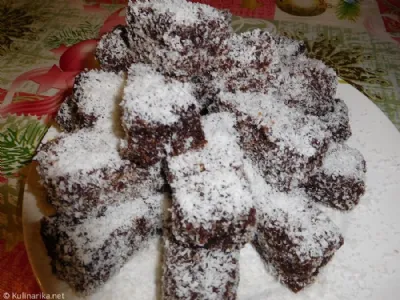 Medene kocke s kokosovim posipom