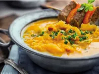 Fotografija recepta: Juha s kislim zeljem in nürnberškimi pečenicami