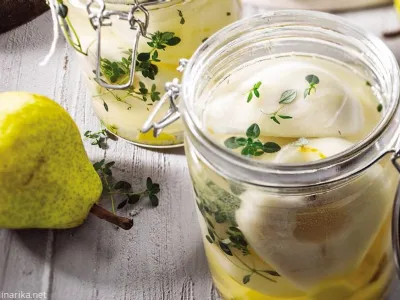 Vložene hruške z ingverjem