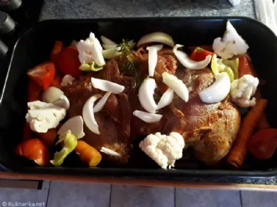 Telečja krača v pečici