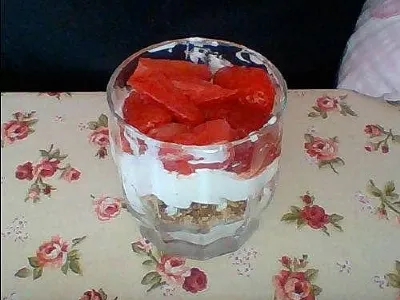 Veganska sladica v kozarcu