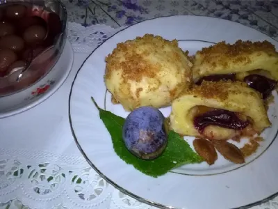 Slivovi cmoki s paljenim testom