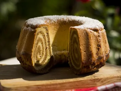 Brezglutenska orehovo-mandljeva potica