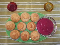 Fotografija recepta: Mini riževo - lešnikovi kolački s sadno omako