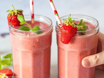 Roza smuti z jagodami