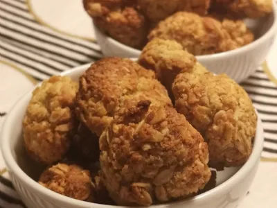 Piškoti brez moke in sladkorja