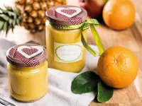 Fotografija recepta: Tropska marmelada z ananasom, mangom in kokosom