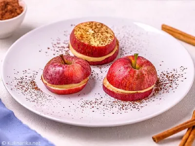 Sendvič iz jabolk in arašidovega masla