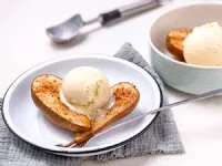 Fotografija recepta: Pečene hruške s sladoledom