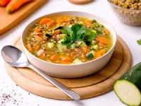 Fotografija recepta: Mineštra – zelenjavna enolončnica z bučo in krompirjem